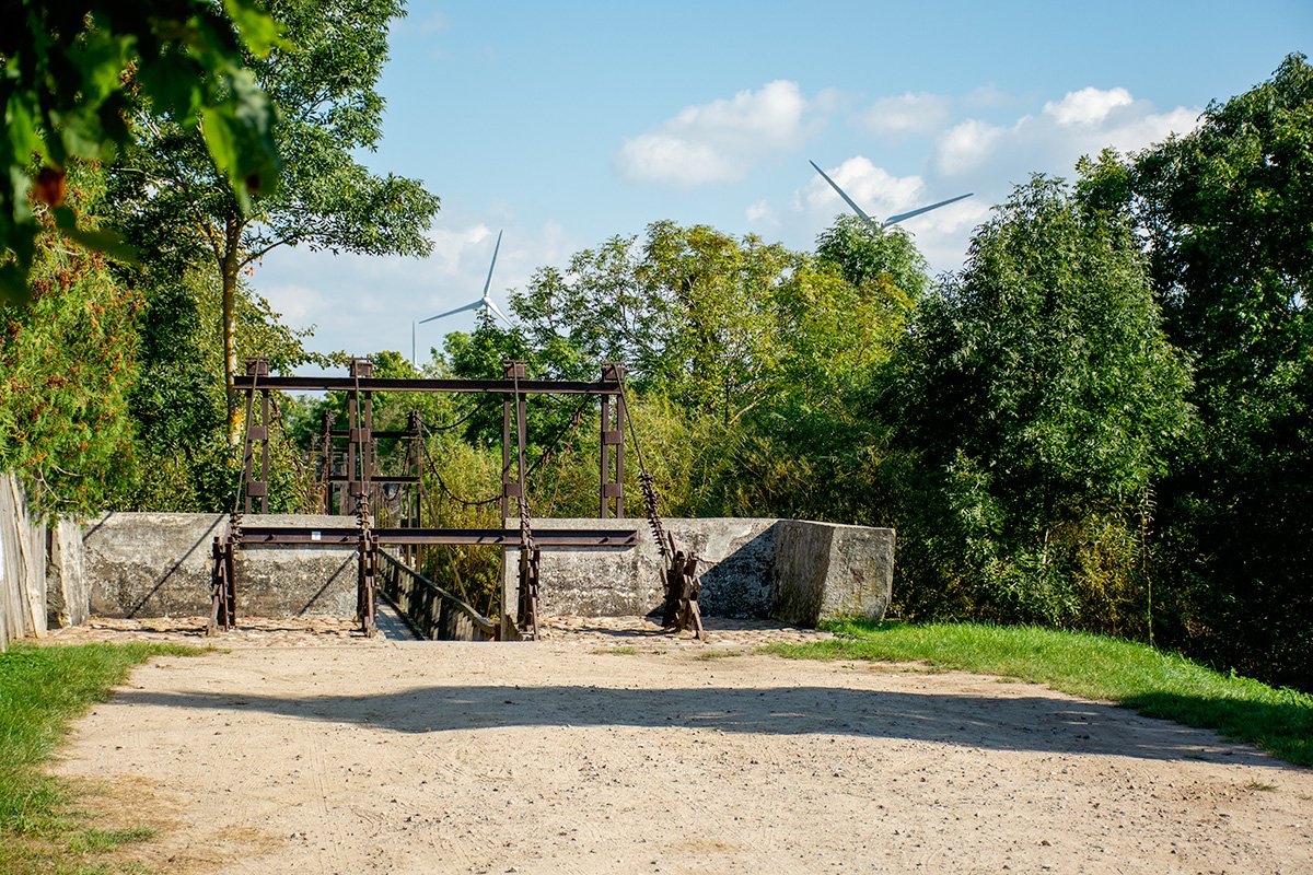 Lankupių tiltas, ilgiausias kabantis tiltas, iš Kaipėdos rajono pusės